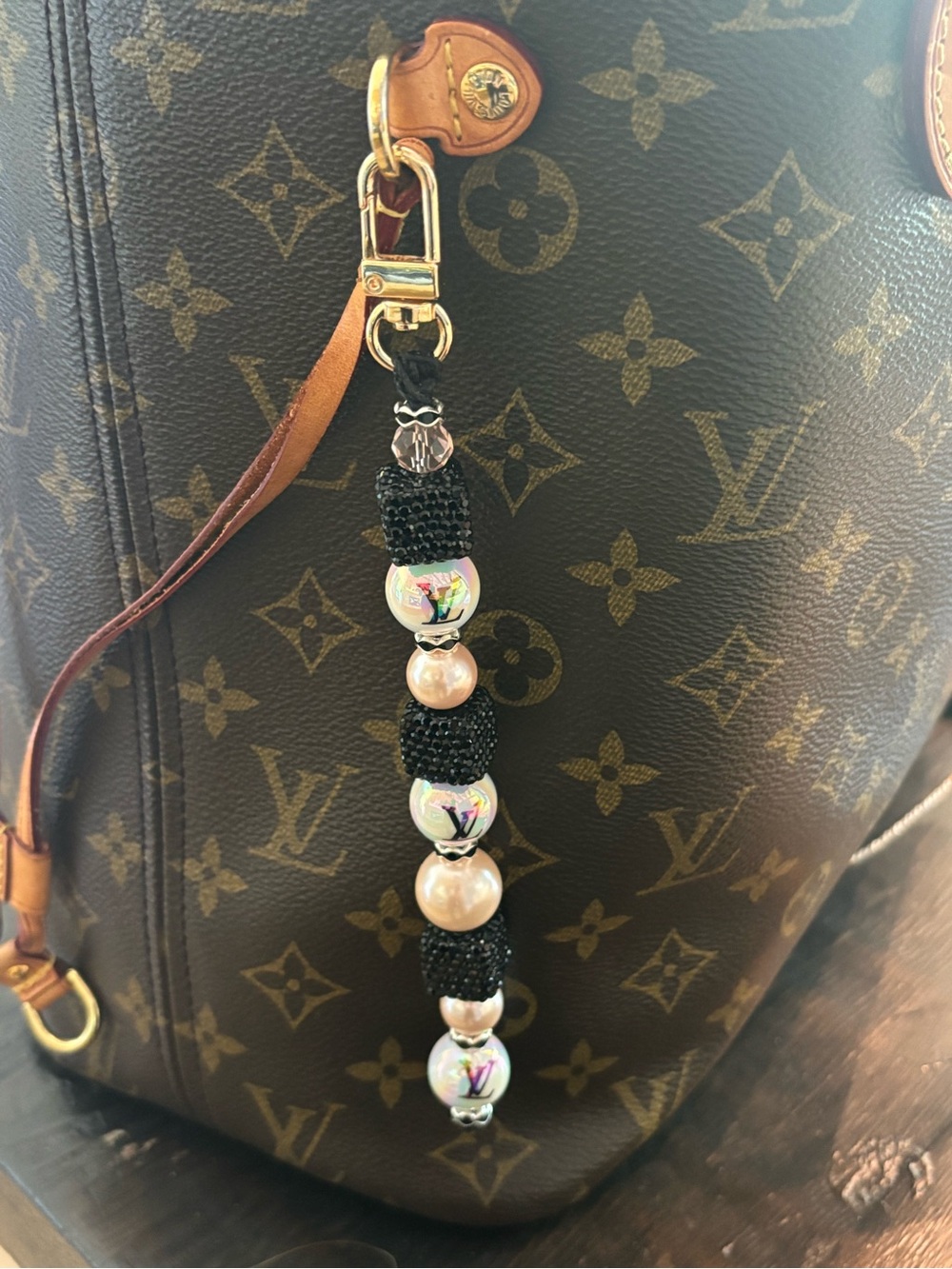 Louis Vuitton Rhinestone Cube Bag Charm 6 inches - Picture 2 of 4